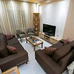Moza House Апартаменты *